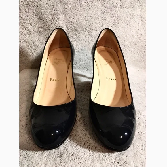 Christian Louboutin heels *Guaranteed authentic* - Picture 2 of 8